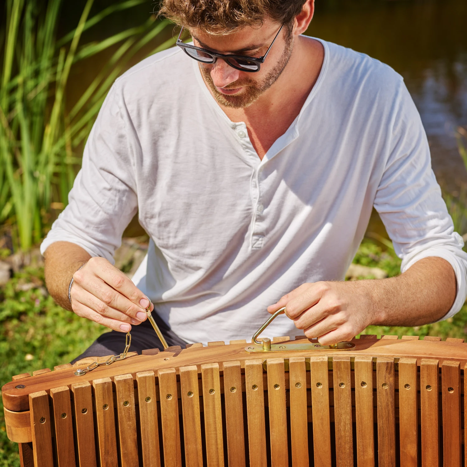 Faltbare Sonnenliege 2er-Set Akazienholz FSC®-zertifiziert – Bild 9